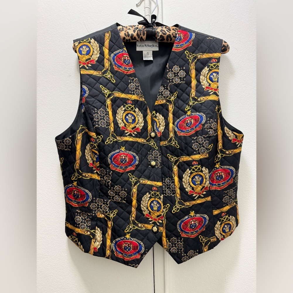 Norton McNaughton black silk quilted vest with Americana/Equestrian crest print